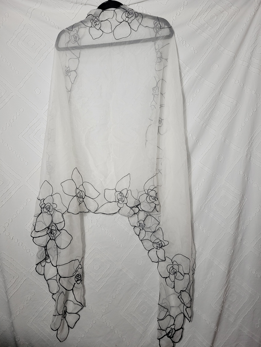 100% silk table runner